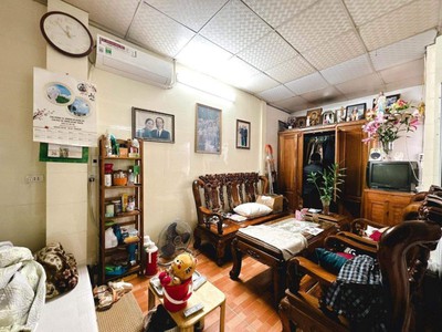 Bán nhà phố bồ đề long biên chỉ 17,5 tỷ với diện tích 140 m2 nhà đẹp mặt tiền rộng 2