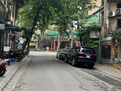 Nhượng gấp Liền kề Mỹ Đình 52m2 4,5 tầng full nội thất, giá 12 tỷ 2