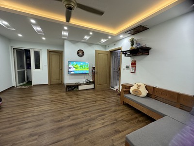 Cần bán căn chung cư 2pn tầng đẹp, full nội thất, tài chính 900tr tại KDT Thanh Hà Cienco 5 3