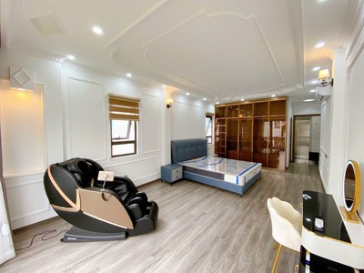 Bán Nhà Mới Đẹp Như Khách Sạn 5  Phường Việt Hưng, Quà Tặng Khủng, Bảo Hành Vĩnh Viễn. 8