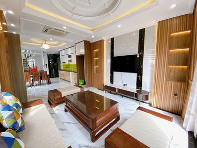 Bán Nhà Mới Đẹp Như Khách Sạn 5  Phường Việt Hưng, Quà Tặng Khủng, Bảo Hành Vĩnh Viễn. 3