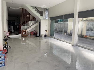 Cho thuê nhà mặt tiền gần chợ quảng ngãi   đường quang trung   trung tâm thành phố quảng ngãi 1