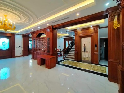1.	bán nhà dương nội aeon maill hà đông  -	vị trí đắc địa cách aeon hà đông 200m  -	nhà 4 tầng x 1