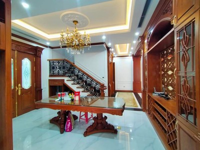 1.	bán nhà dương nội aeon maill hà đông  -	vị trí đắc địa cách aeon hà đông 200m  -	nhà 4 tầng x 2