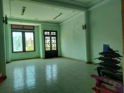 Sụp hầm - bán nhà 4,5 tầng mặt tiền đường nguyễn tri phương - trung tâm thành phố - giá rẻ nhất thị 3