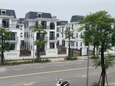 Biệt Thự HUD MÊ LINH Cách Sân Bay Quốc Tế Nội Bài 10 Phút Giá Rẻ Chỉ Cần 10 Nhận Nhà Ký CĐT 5