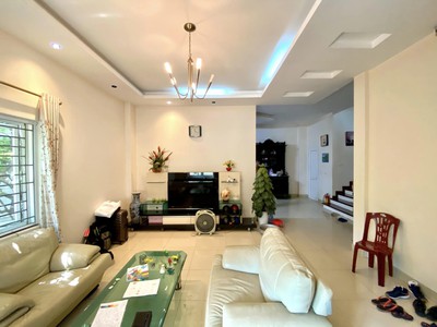 Bán biệt thự VIP KĐT Việt Hưng 244m2 4 tầng MT 15m đẳng cấp đại gia 1