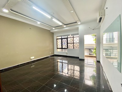 Chủ cần cho thuê gấp mặt bàng quận Bình Thạnh giá tốt 4