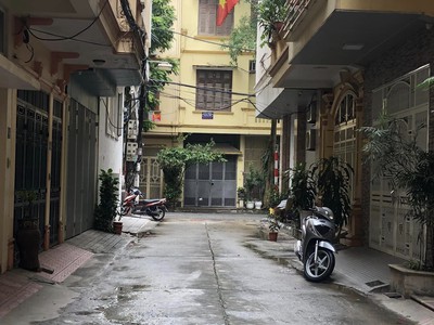 Nhà đẹp ở luôn gần Hoàng Quốc Việt, Q. Cầu Giấy, kinh doanh, ô tô, 60m2, 12,6 tỷ. 2