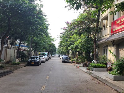 Bán lền kề khu a gleximco hàng xóm vinhome smart city 8 0