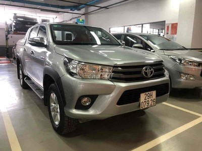 Cần bán xe toyota hilux 2.4e sản xuất 2017, đăng ký 2018  phường đại kim, quận hoàng mai, hà nội 4