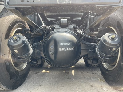 Đầu kéo FAW JH6 430HP cầu 4.11 Model 2023 4