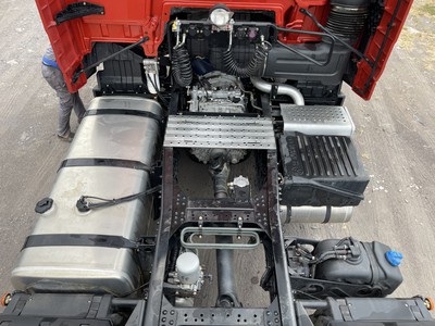 Đầu kéo FAW JH6 430HP cầu 4.11 Model 2023 9