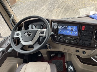 Đầu kéo FAW JH6 430HP cầu 4.11 Model 2023 11