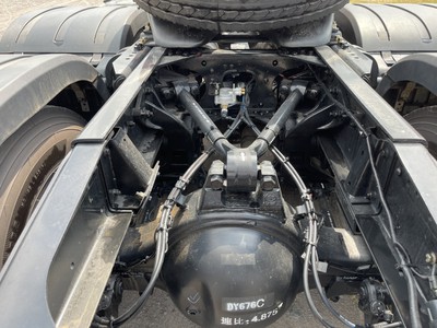 Đầu kéo FAW JH6 430HP cầu 4.11 Model 2023 12