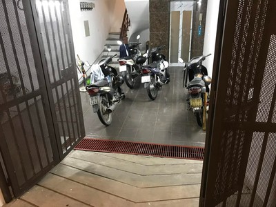 Cho thuê căn studio khép kín Trần Quốc Hoàn Thang máy cổng sau Sư Phạm Hà Nội 3