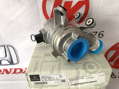 Bơm nước động cơ xe Mercedes M274 3