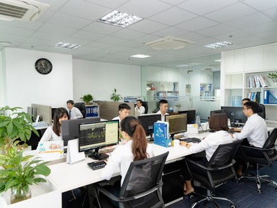 Cho thuê tầng 2  MBKD    3  sàn  trong tòa văn phòng mặt phố Hoàng Văn Thái, Hà Nội 2