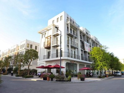 Bắt đáy   bán nhà tại shophoue nguyễn xiển  75mét  chỉ 26,5 tỷ 0