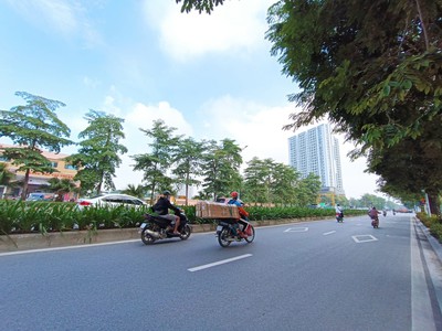 Bắt đáy   bán nhà tại shophoue nguyễn xiển  75mét  chỉ 26,5 tỷ 3