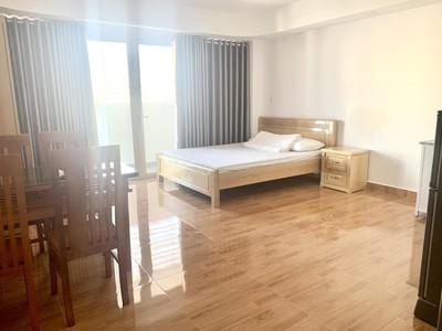 Cho thuê căn hộ studio có ban công giá 3 triệu 5 /tháng khu phước long 4