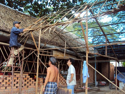 Bán lá lợp quán cà phê, lá lợp quán ăn, lá lợp nhà hàng, lá lợp resort 1