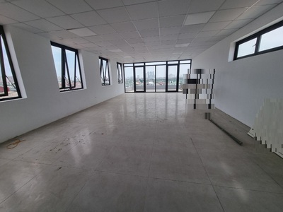 Chính chủ cho thuê văn phòng phố Hoàng văn thái 100m2, víew tòa cảnh đúng như ảnh 2