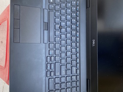 Dell precision 7530 phiên bản XEON E-2176M Ram 64Gb 2