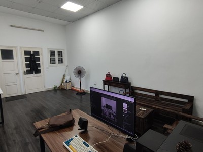 Chính chủ hết tháng này mình cần nhượng lại văn phòng tại ngõ 203 Hoàng Quốc Việt 0