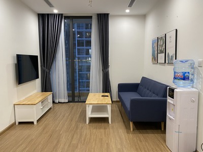 Cho thuê 2  ngủ vinhomes skylake chân tòa nhà trung tâm thương mạ 3