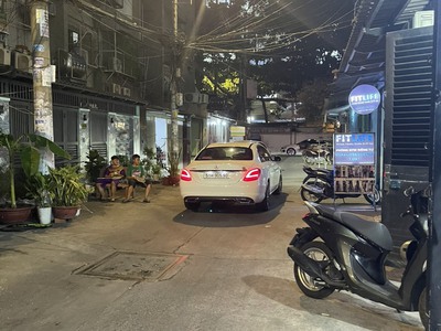 Bán căn hộ tầng trệt 65m2 tiện kinh doanh hẻm 595 CMT8 P15 Q10 1