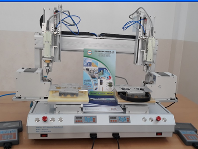 Máy vặn vít tự động 0