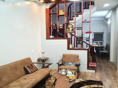 Bán nhà lạc trung, 44m x 4 tầng, 4.35 tỷ, khu vip, ô tô đỗ cổng 1