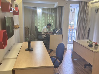 Sang nhượng văn phòng 4