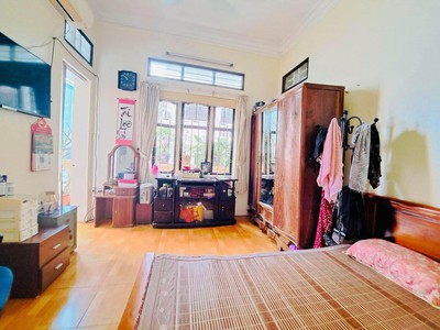 Ô tô đỗ cửa - trung tâm đống đa- diện tích rộng xây ccmn - nhà cao tầng thang máy 2