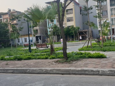 Nhà đẹp ở ngay, kđg việt hưng, full nội thất, view vườn hoa, 68m2 x4t, mt 4.2, nhỉnh 10 tỷ 4