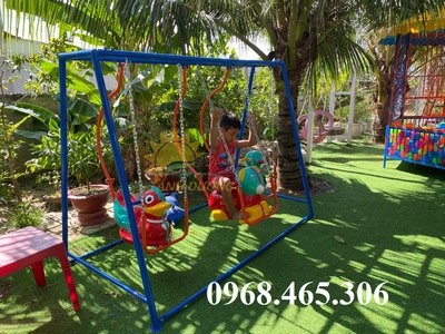 Xích đu trẻ em 3 con thú bằng nhựa composite 1