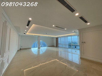 Bán toà vp siêu vip q.long biên, 240 m2, 8 tầng, view sông hồng. 0