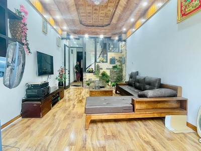 Siêu phẩm   cầu giấy, 2 thoáng, ngõ 3m, trải nhựa đẹp, 40m, 4t, hơn 4 tỷ  tl sâu 0