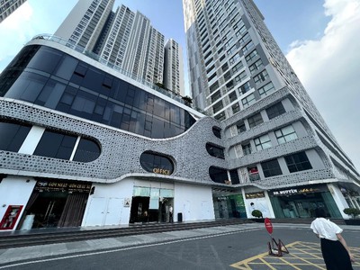 Cho thuê 2000m2 mặt bằng thương mại tại tầng 2 vinhomes west point phạm hùng 0