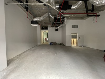 Cho thuê 2000m2 mặt bằng thương mại tại tầng 2 vinhomes west point phạm hùng 2