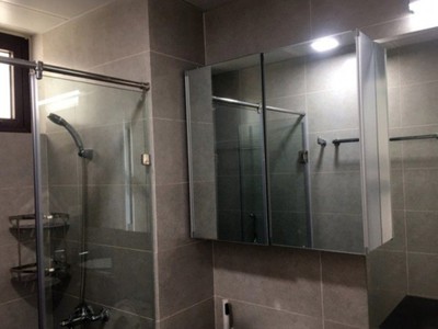 Bán nhanh căn hộ 4 phòng ngủ 148m2, view hồ tây, nội thất đẹp, dự án udic westlake tây hồ 1