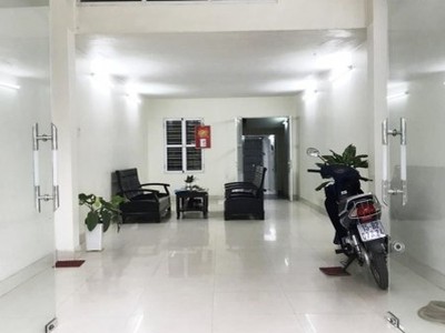 Mt1847. cho thuê nhà mặt đường nguyễn bỉnh khiêm 3 phòng ngủ nội thất cơ bản. 3