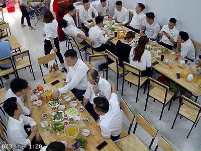 Chính chủ sang nhượng lại mặt bằng kinh doanh quán ăn tại phố dương khuê 1