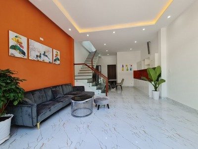 Nhà thái thị bôi, ô tô đậu cửa, 70m2, 2 tầng đẹp, 3.x tỷ 0
