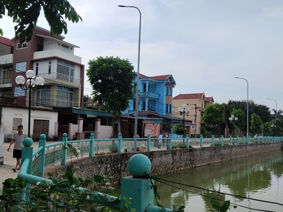 Bán đất quận bắc từ liêm- đường thụy phương - ô tô vào nhà    vị trí trung tâm -dt 57m , 6 mt., giá 3