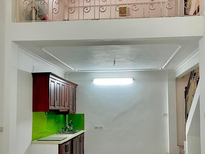 Chính chủ cần cho thuê nhà nguyên căn 3 tầng 1 gác lửng 0