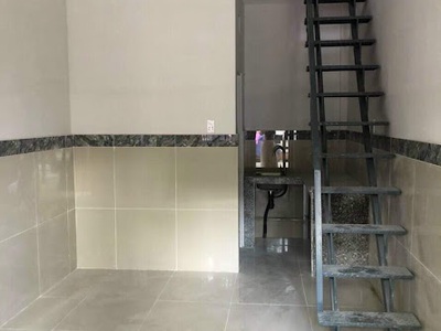 Bán nhà 1 trệt 1 lầu gần ngã ba cây diệp dĩ an 1