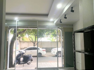 Cho thuê mặt bằng 50m2 mặt tiền đường hồng đức bình thọ 0
