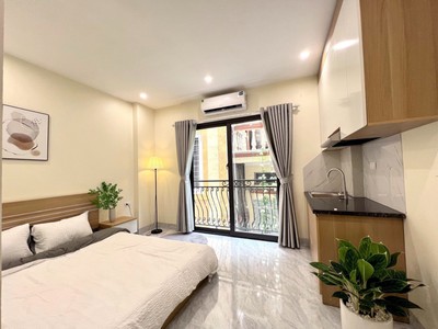 Cho thuê phòng trọ đẹp, rộng, thoáng, có ban công, giá chỉ 3,4 triệu/tháng, miễn phí dịch vụ. 1